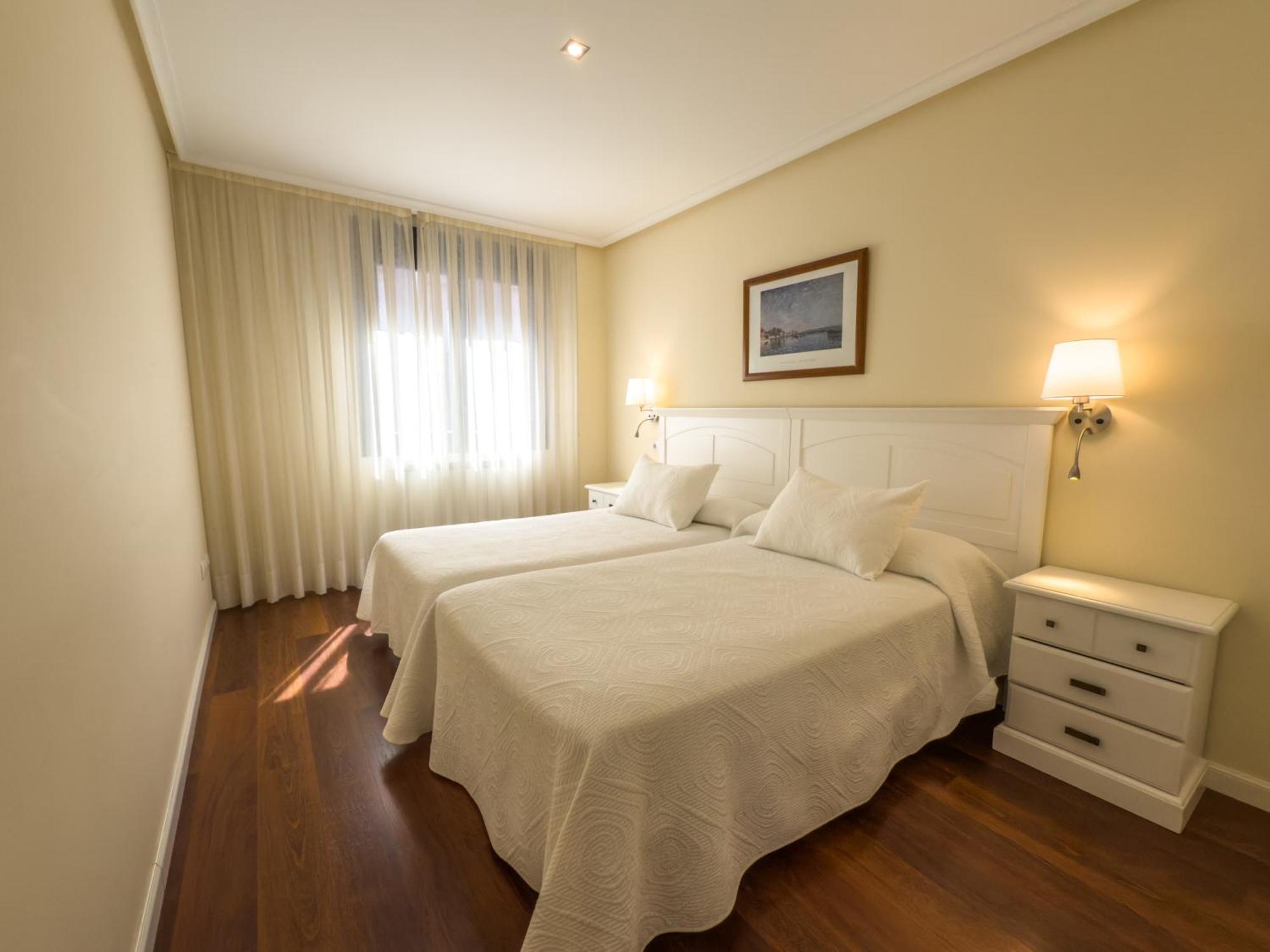 Apartamentos Verdemar Llanes Εξωτερικό φωτογραφία